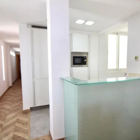 Lujoso En 1ª Línea Recién Reformado Apartamento